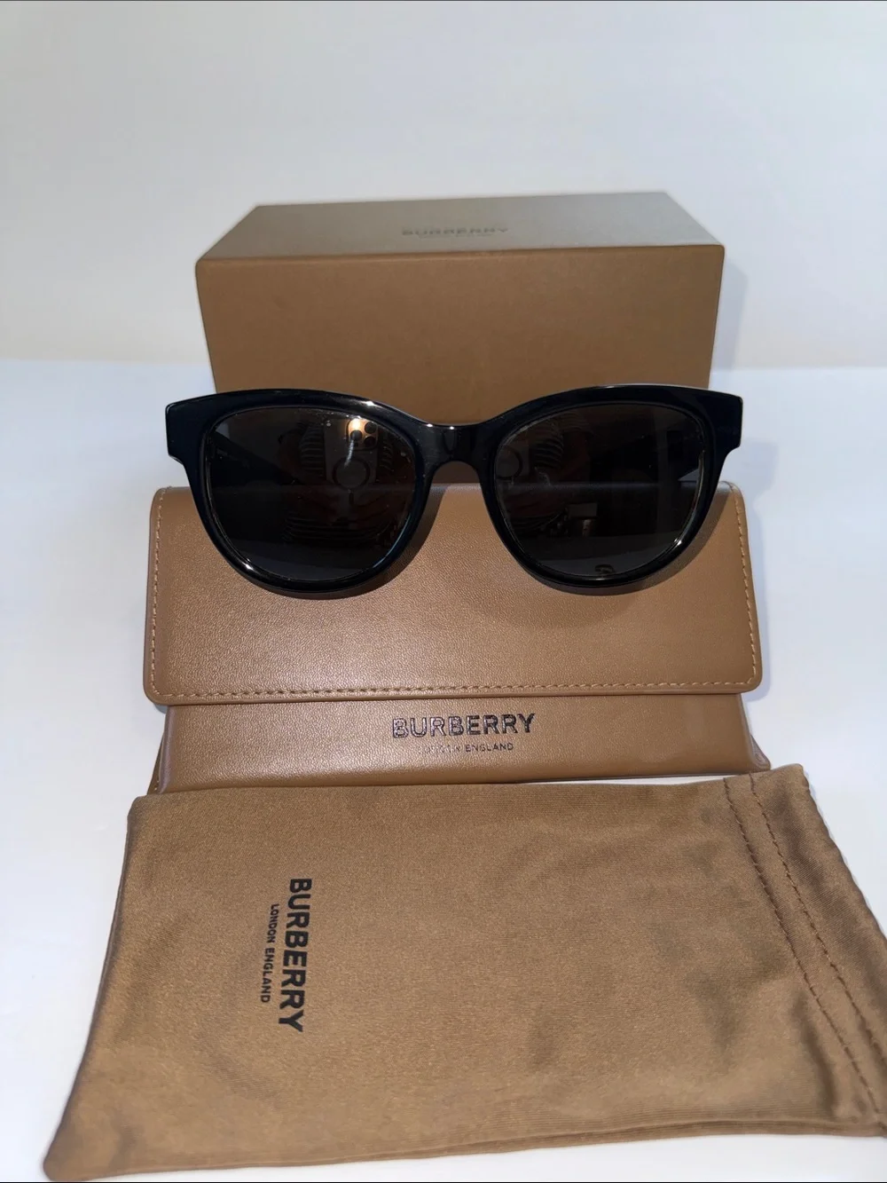 Burberry Men’s Black Sunglasses with Brown Case and Pouch